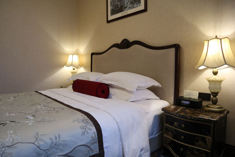 Bedroom 3, Shanghai Donghu Hotel, Shanghai