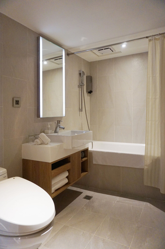 Bathroom 4, Royal Inn Taipei Nanxi, Taipei City