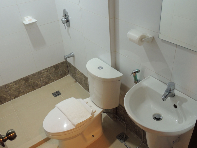 Bathroom 3, Angelic Tourist Inn, El Nido