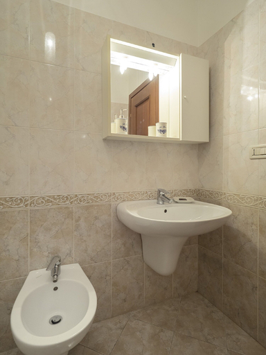 Bathroom 3, Venice Style Apartments, Venezia