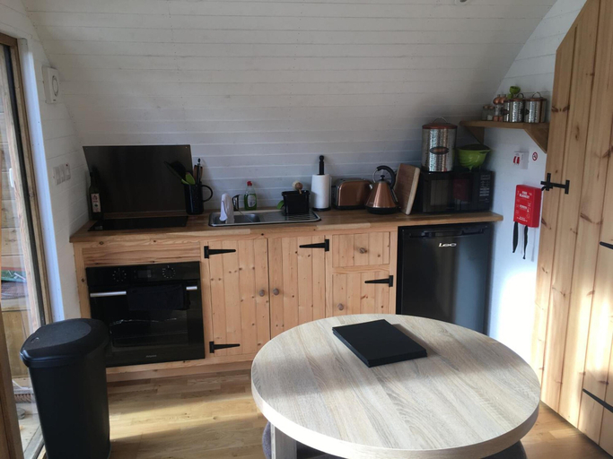 Others 4, Brynllwyd Glamping, Ceredigion