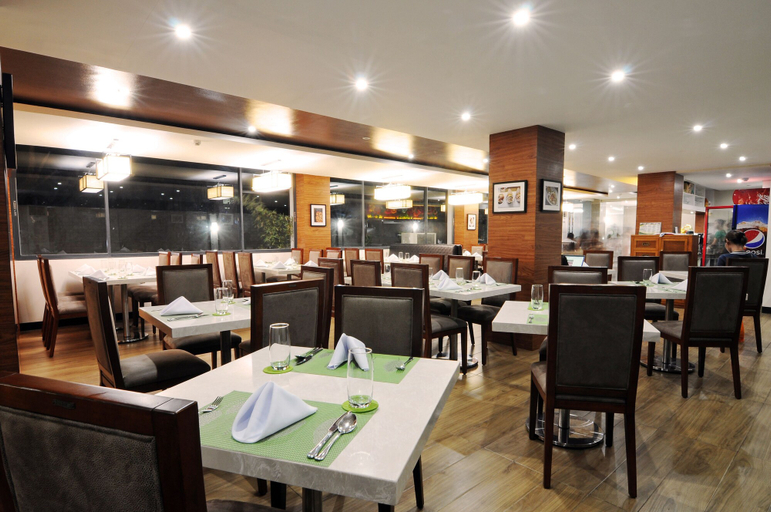 Food & Drinks 5, 717 Cesar Place Hotel, Tagbilaran City
