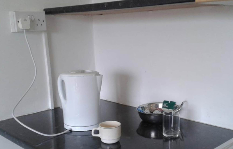 Others 4, Scottshotel, Rhondda, Cynon, Taff