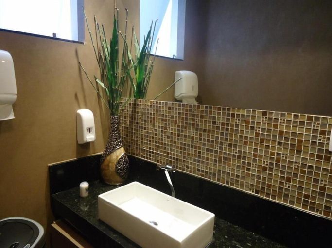 Bathroom 4, Itamaraty Hotel, Anápolis