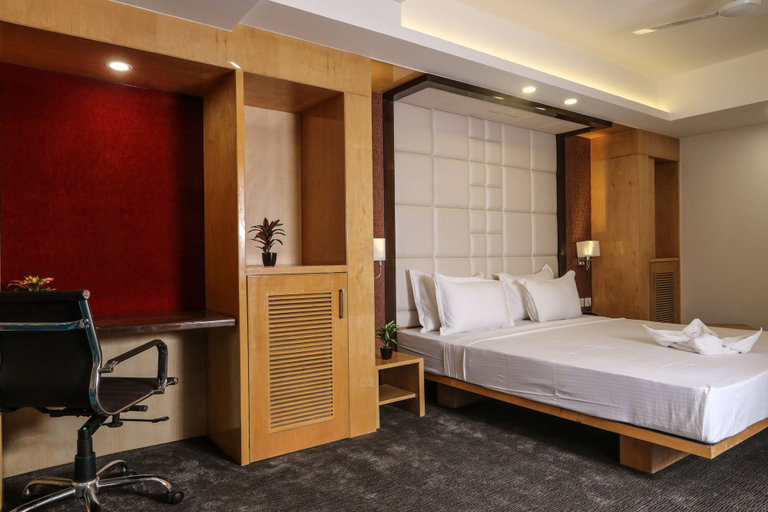 Bedroom 2, The Grand Asansol, Barddhaman