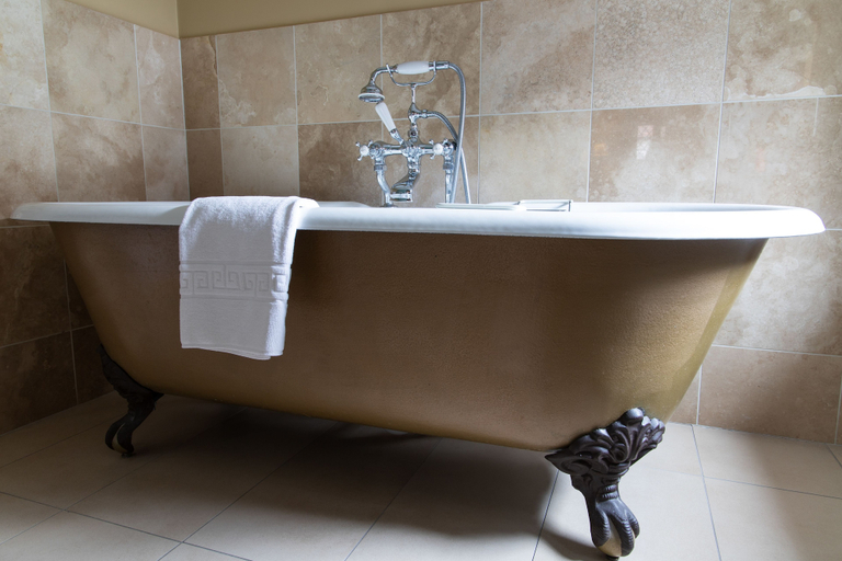 Bathroom 4, Spread Eagle Hotel and Spa, West Sussex