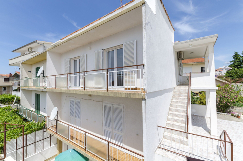 Exterior & Views, Apartments Visnja, Primošten