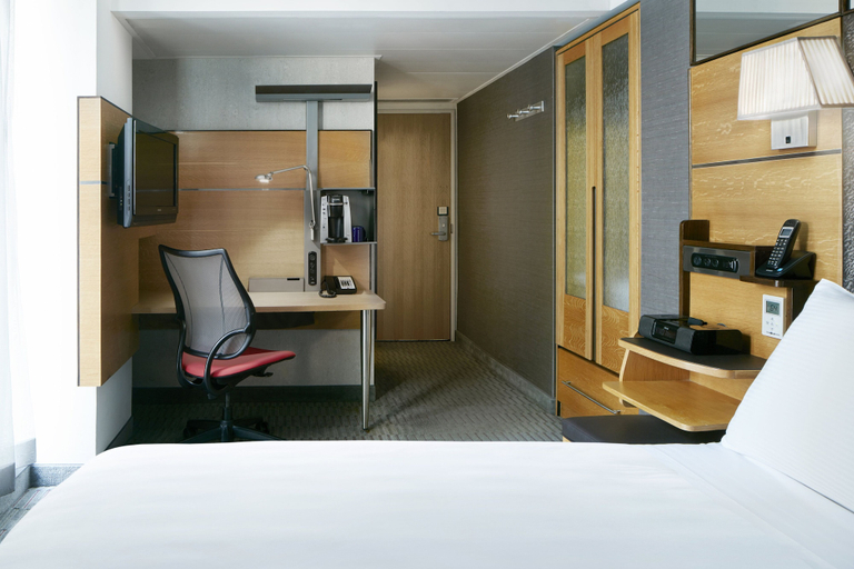 Bedroom 2, The Jewel Hotel, New York, New York