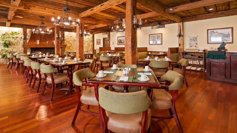Food & Drinks 5, Best Western Plus Waterville Grand Hotel, Kennebec