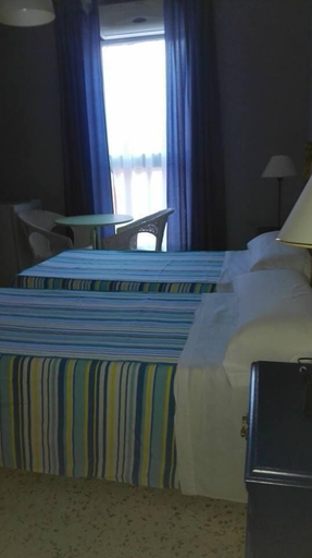 Bedroom 3, Hostal Manolo Matalascañas, Huelva