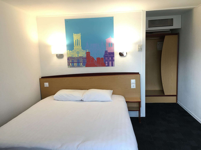Bedroom 3, Kyriad Direct Marseille Est - La Valentine, Bouches-du-Rhône