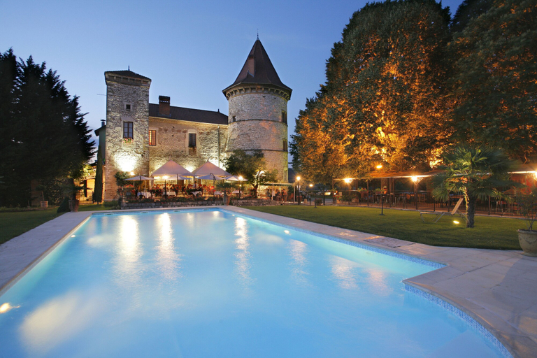 Sport & Beauty 2, Château Chapeau Cornu, Isère