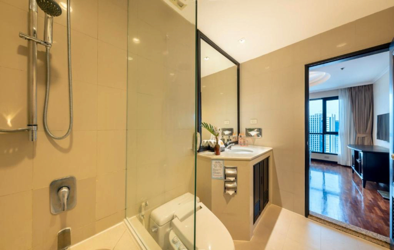 Bathroom 4