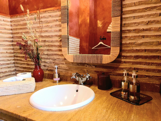 Bathroom 3, Dar Zouar, Marrakech