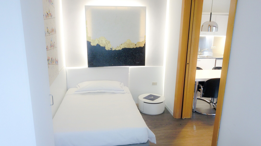 Bedroom 2, Excel Milano 3, Milano