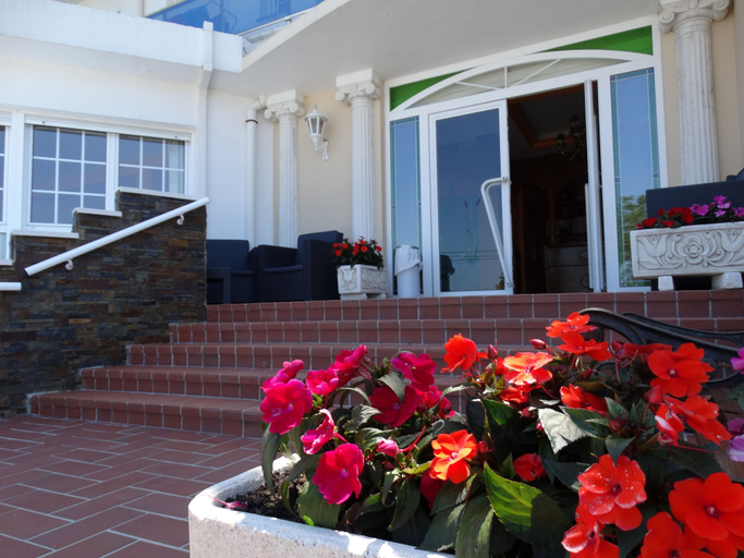 Exterior & Views 2, Hotel Los Juncos, Cantabria
