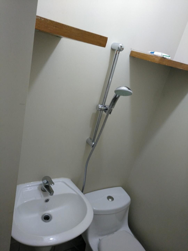 Bathroom 3, Avida Tower Sucat, Parañaque