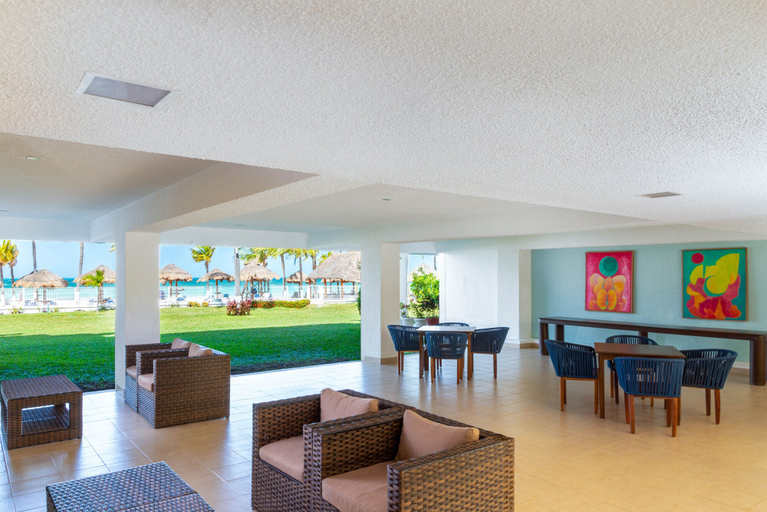Food & Drinks 5, Beachscape Kin ha Villas & Suites, Benito Juárez