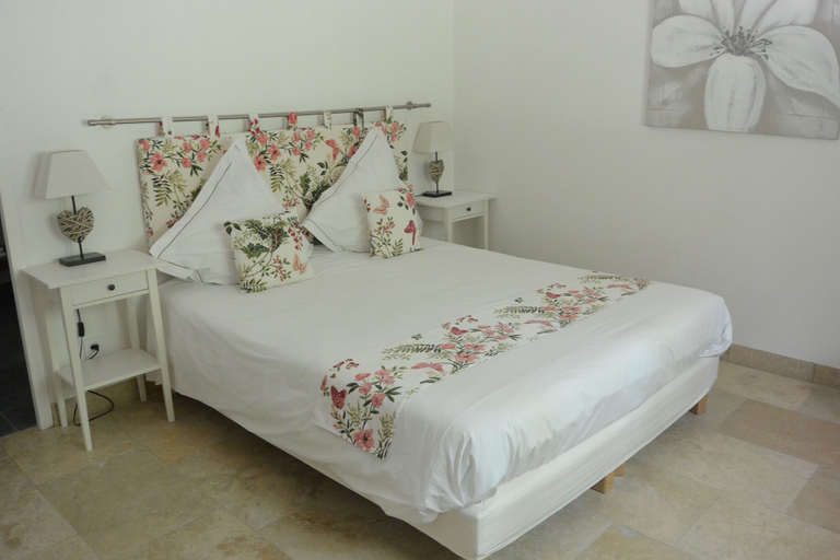 Bedroom 3, Mas de Capelou, Vaucluse