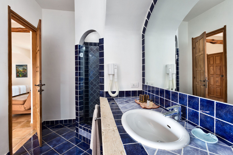 Bathroom 5, Hotel Arathena, Olbia-Tempio