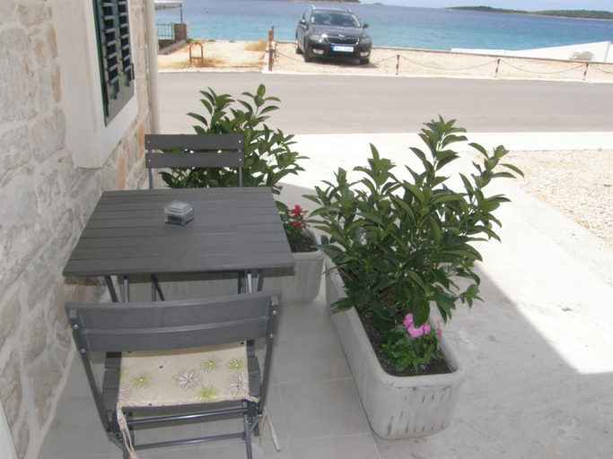 Others 5, Apartments Mare, Primošten