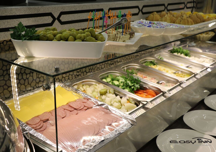 Food & Drinks, Easy Inn Hotel Suites, Wadi Essier