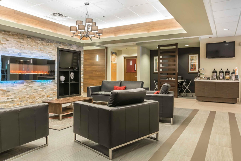 Others 5, Quality Hotel & Conference Centre, Restigouche