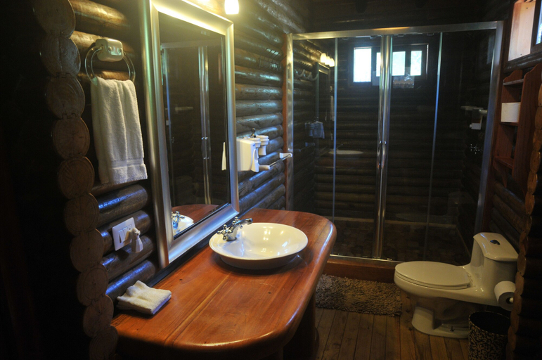 Bathroom 3, Finca San Juan de la Isla, Lago de Nicaragua