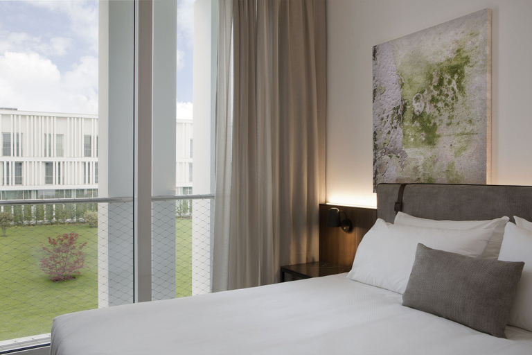 Bedroom 3, J Hotel, Torino