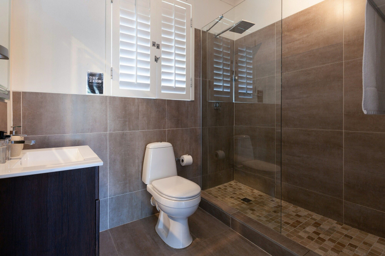 Bathroom 3, Albany Court P4 by CTHA, City of Cape Town