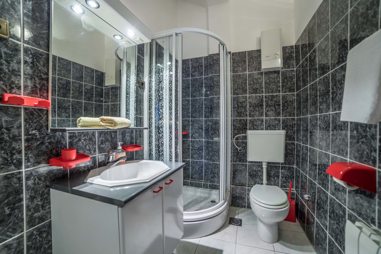 Bathroom 3, Apartments Milenka, Split