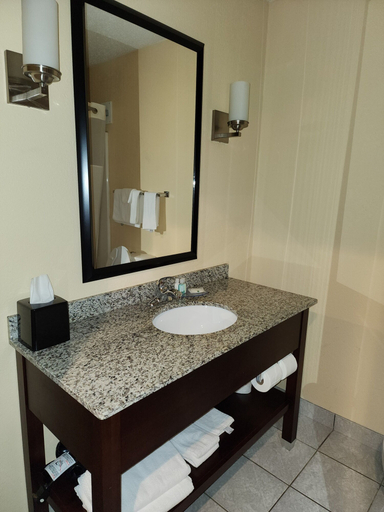 Bathroom 4, Quality Inn & Suites Bellville - Mansfield, Richland