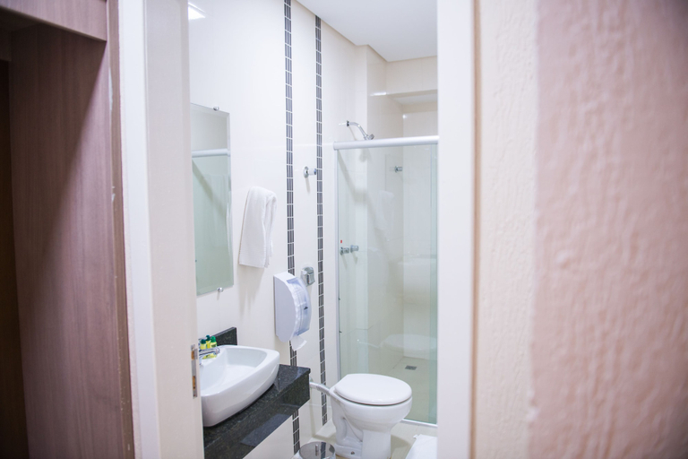 Bathroom 4, Iguassu Express Hotel, Foz do Iguaçu