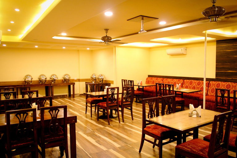 Food & Drinks 5, H.R. Palace, Jaipur