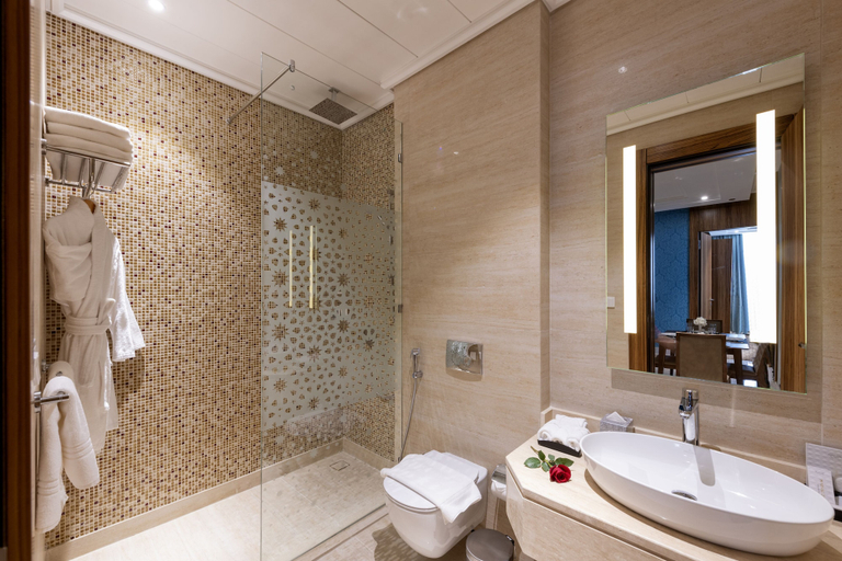 Bathroom 5, Taj Jeddah, Jeddah