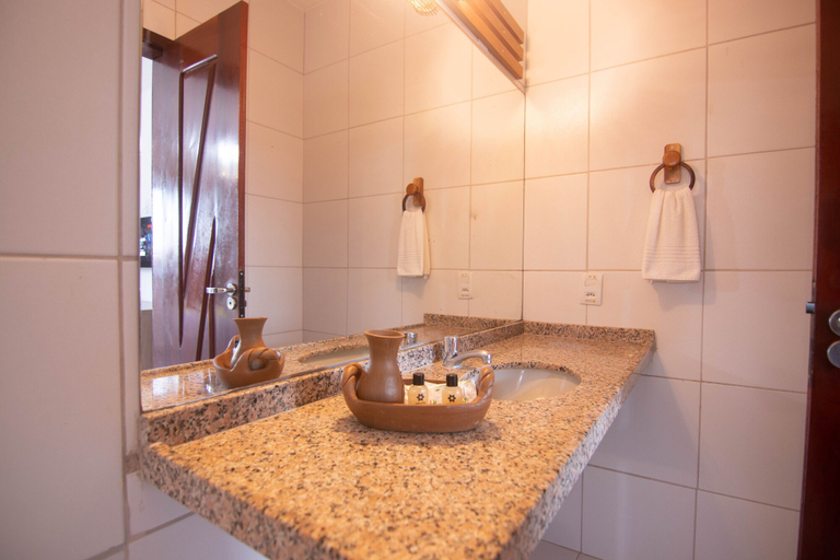 Bathroom 5, G2 Beach Hotel, Aquiraz