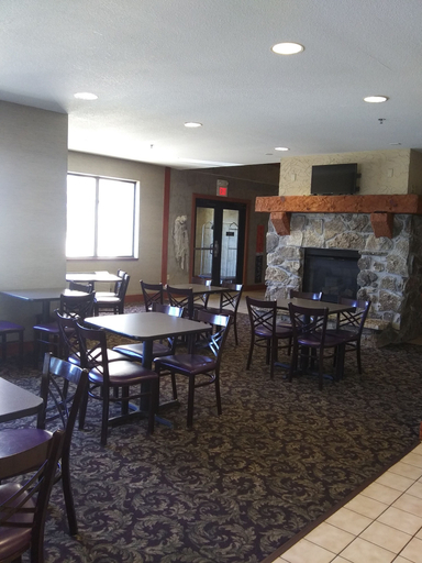 Food & Drinks 5, Super 8 by Wyndham Columbia East, Boone