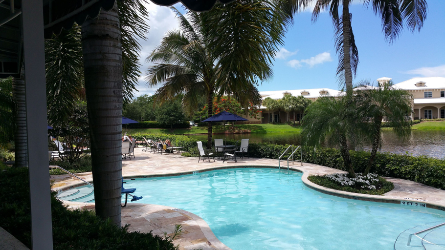 Sport & Beauty 3, Inn at Pelican Bay, Collier