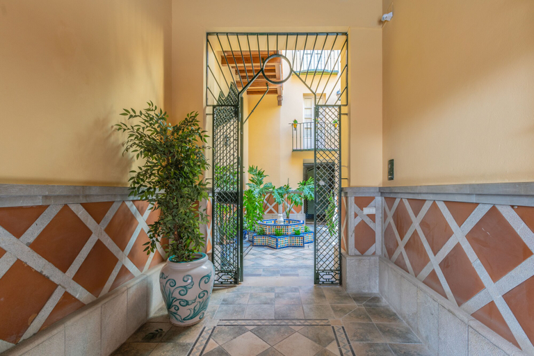 Others 5, Casa Miraflores, Málaga