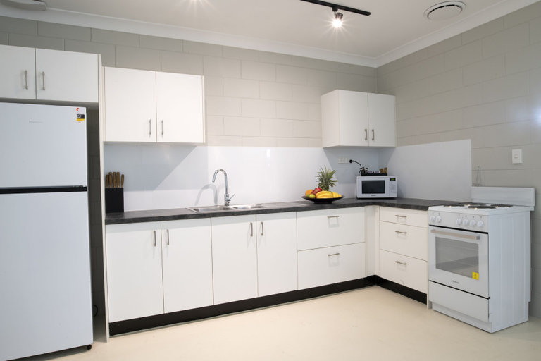 Others 4, Apartments at Mission Beach, Johnstone
