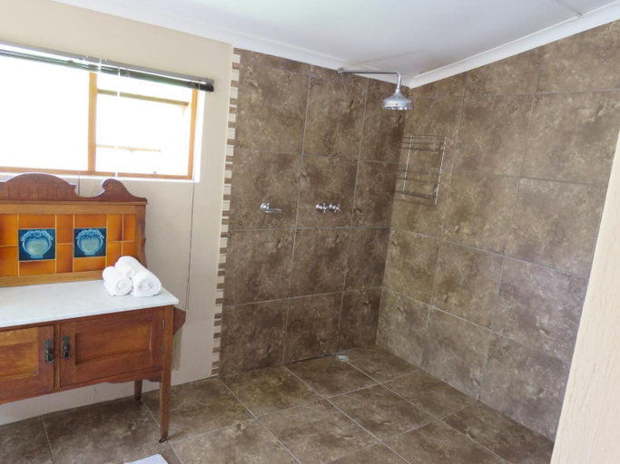Bathroom 3, Sandy's Place, Overberg