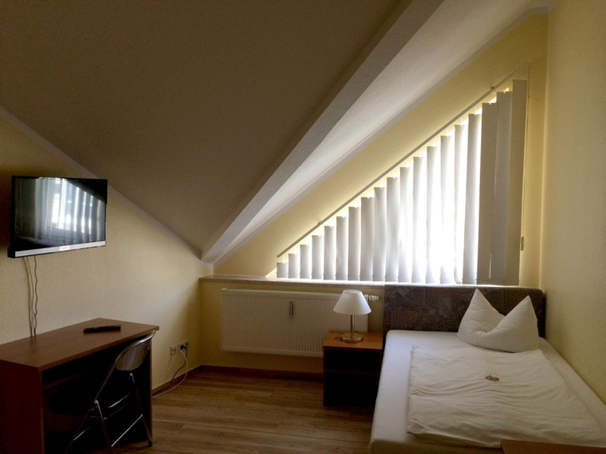 Bedroom 2, Hotel Thüringer Hof, Jena