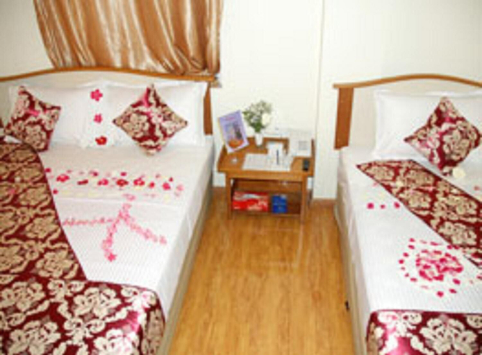 Bedroom 2, Diamond Crown Hotel Dawei, Dawei