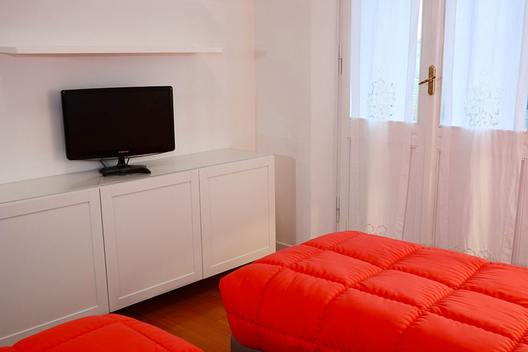 Room 2, N12 Design Accomodation Alpha, Siena
