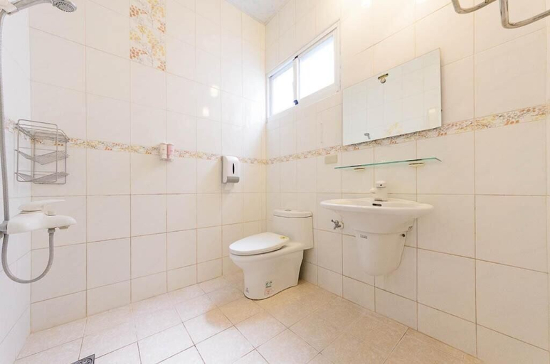 Bathroom 3, Maji Homestay, Taitung