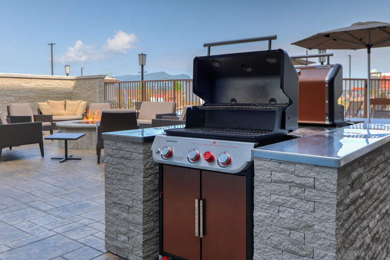 Food & Drinks 5, Residence Inn by Marriott Pigeon Forge, Sevier