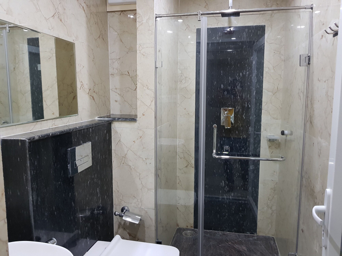 Bathroom 4, Hotel Lee Garden, Near Blue Flag Beach(500 Mtrs), Puri, Puri