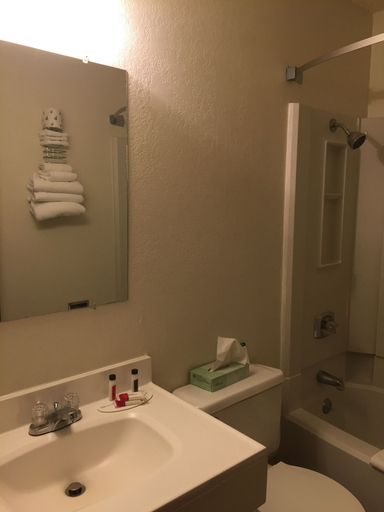 Bathroom 4, Super 8 by Wyndham Raton, Colfax