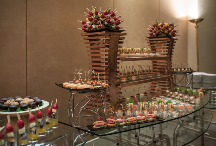 Food & Drinks 10