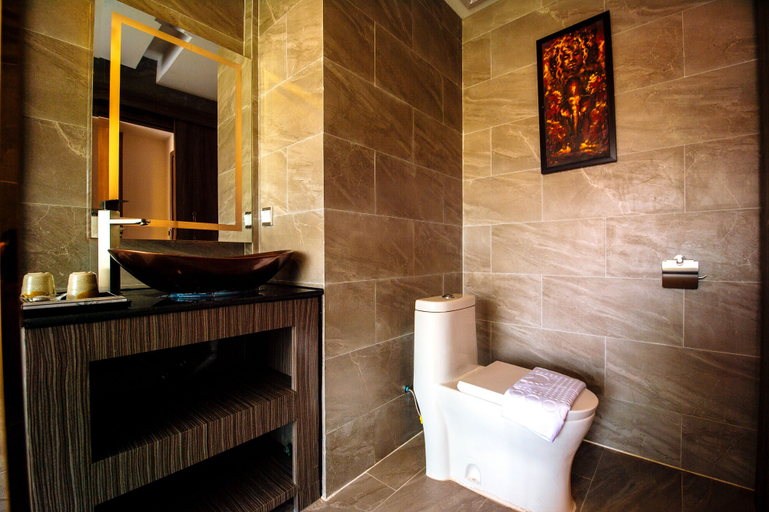 Bathroom 3, Hai Ma Hotel, Sihanoukville